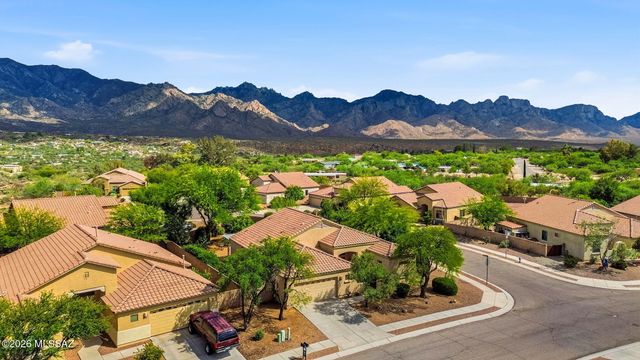 15044 N Rugged Lark Drive, Tucson, AZ 85739