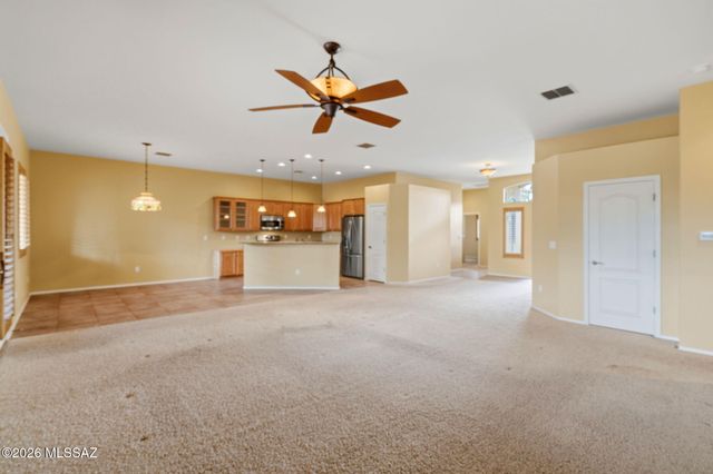 15044 N Rugged Lark Drive, Tucson, AZ 85739