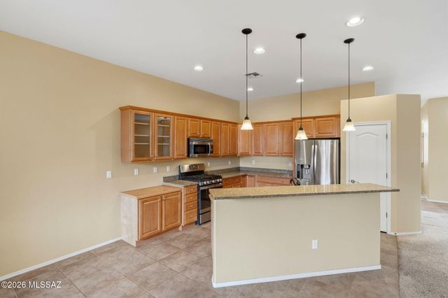 15044 N Rugged Lark Drive, Tucson, AZ 85739