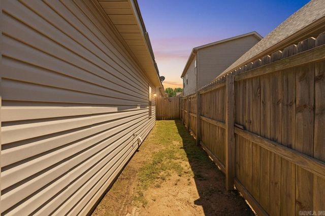 3380 Garden Club Dr, Bryant, AR 72022