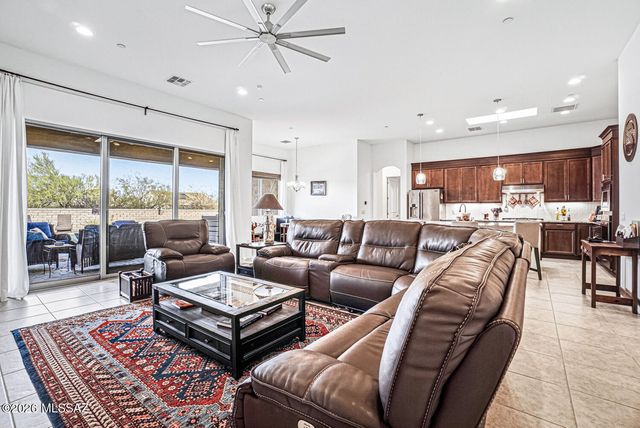 2651 E Reata Ridge Place, Sahuarita, AZ 85629