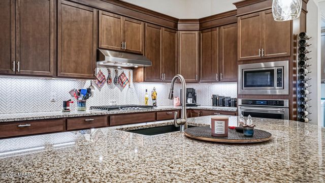 2651 E Reata Ridge Place, Sahuarita, AZ 85629