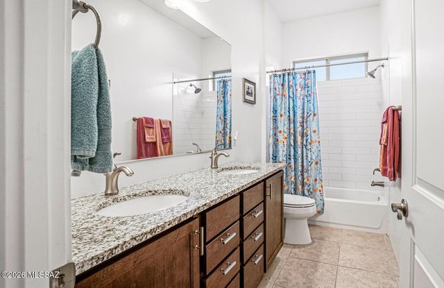 2651 E Reata Ridge Place, Sahuarita, AZ 85629