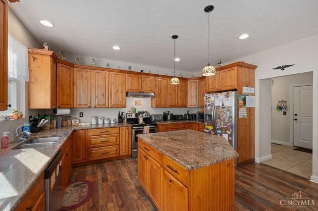 7389 Southside, Madeira, OH 45243