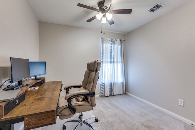 201 Cattlemans Creek Road, Newark, TX 76071