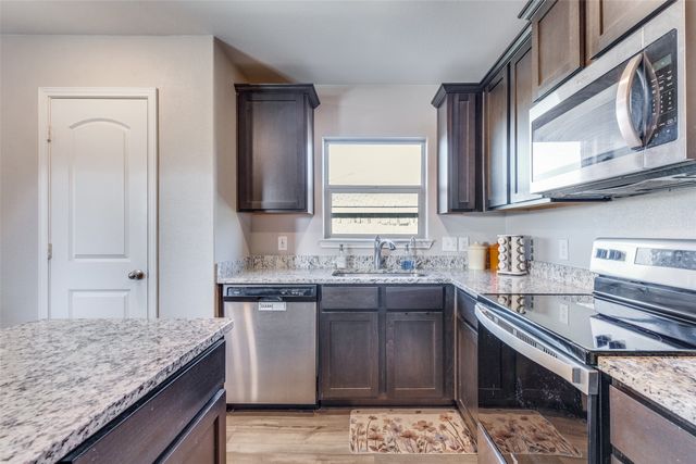 201 Cattlemans Creek Road, Newark, TX 76071