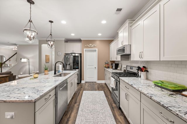 427 Whispering Breeze Lane, Summerville, SC 29486