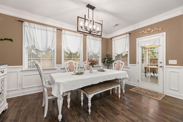 427 Whispering Breeze Lane, Summerville, SC 29486