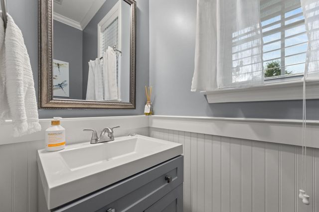 427 Whispering Breeze Lane, Summerville, SC 29486