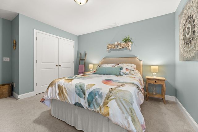 427 Whispering Breeze Lane, Summerville, SC 29486