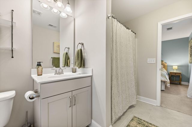 427 Whispering Breeze Lane, Summerville, SC 29486