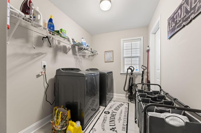427 Whispering Breeze Lane, Summerville, SC 29486