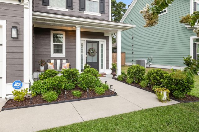 427 Whispering Breeze Lane, Summerville, SC 29486
