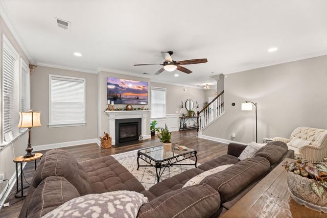 427 Whispering Breeze Lane, Summerville, SC 29486