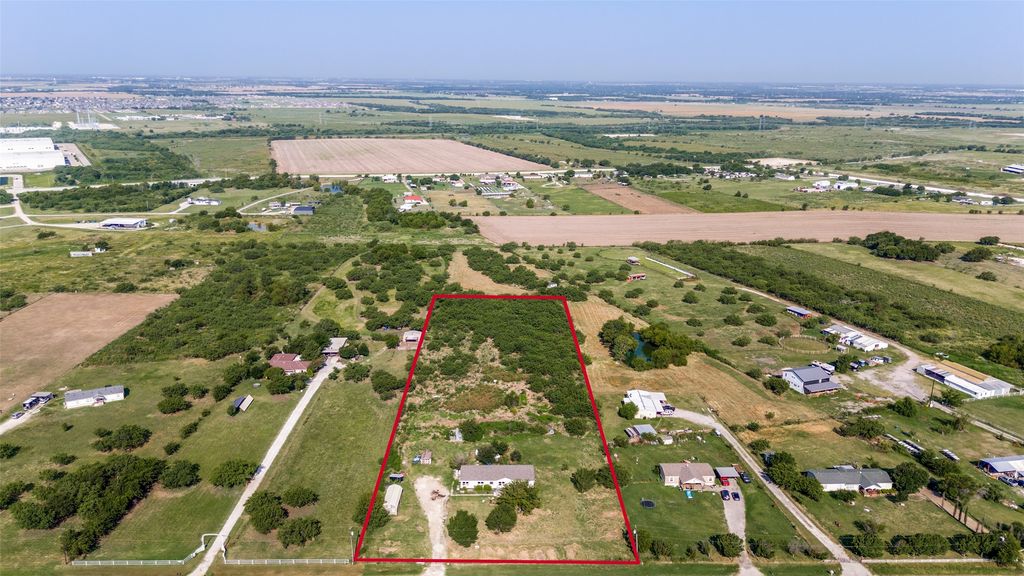 2021 S Weatherford Road, Midlothian, TX 76065