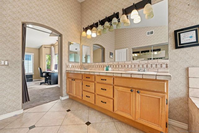 13628 Fontanelle Place, San Diego, CA 92128