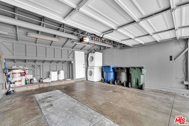 560 N CROFT Avenue, West Hollywood, CA 90048