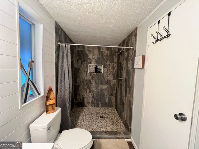 64 Bay Pt, Sparta, GA 31087