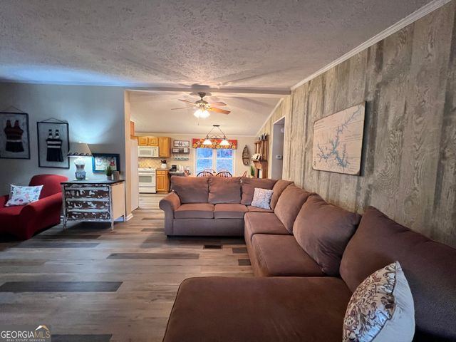 64 Bay Pt, Sparta, GA 31087