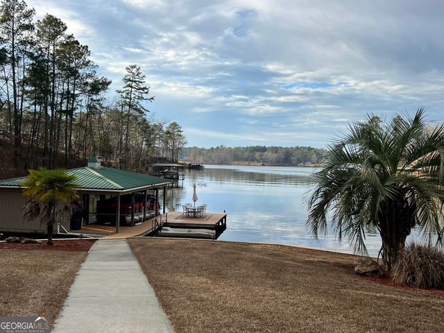 64 Bay Pt, Sparta, GA 31087