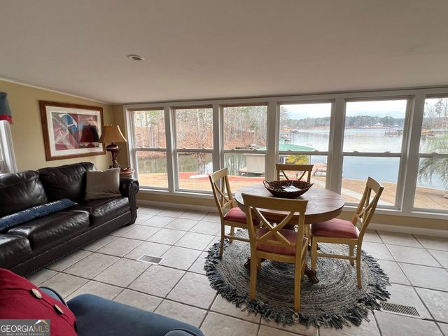 64 Bay Pt, Sparta, GA 31087