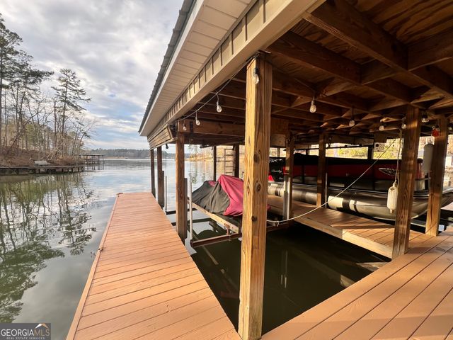 64 Bay Pt, Sparta, GA 31087