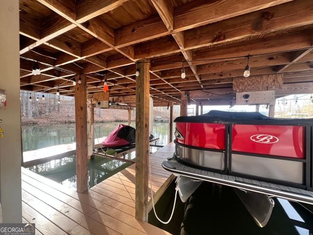 64 Bay Pt, Sparta, GA 31087