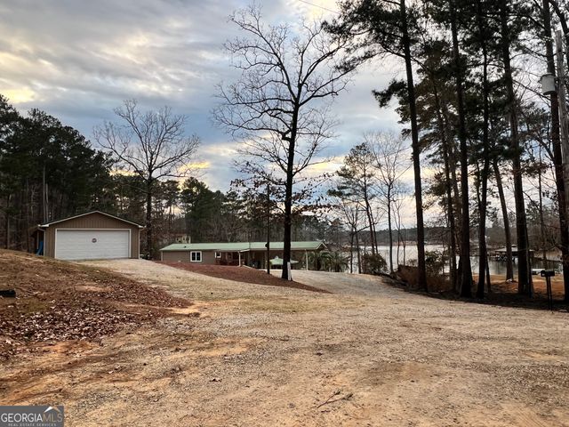 64 Bay Pt, Sparta, GA 31087