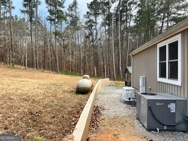 64 Bay Pt, Sparta, GA 31087