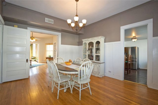 213 CLEMENTS, Gainesville, TX 76240