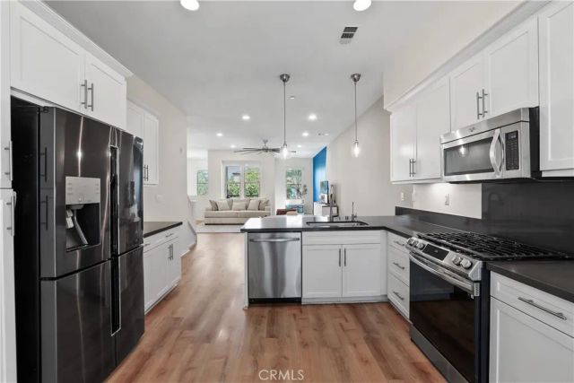 88 Renewal, Irvine, CA 92618