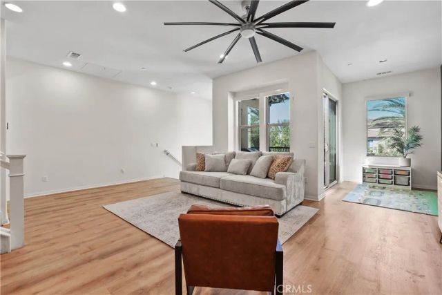 88 Renewal, Irvine, CA 92618
