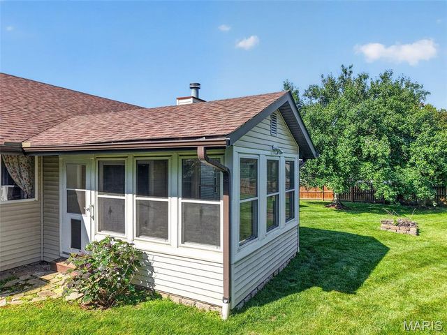 1701 Renoir Drive, O'fallon, MO 63368