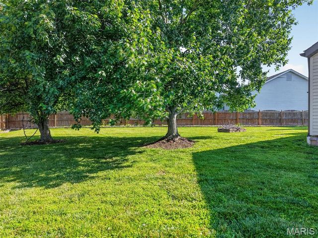 1701 Renoir Drive, O'fallon, MO 63368