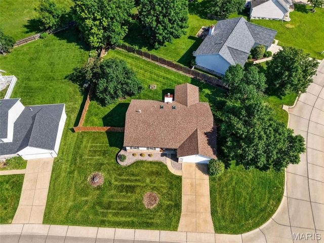 1701 Renoir Drive, O'fallon, MO 63368