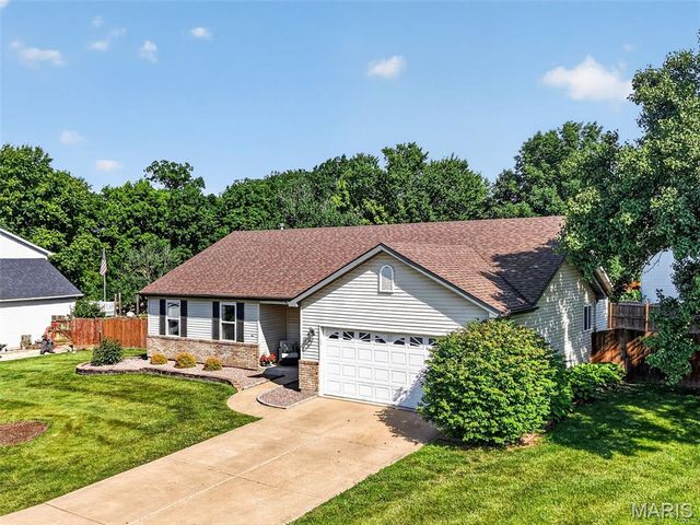 1701 Renoir Drive, O'fallon, MO 63368