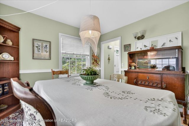 221 Kensington Road, East Lansing, MI 48823