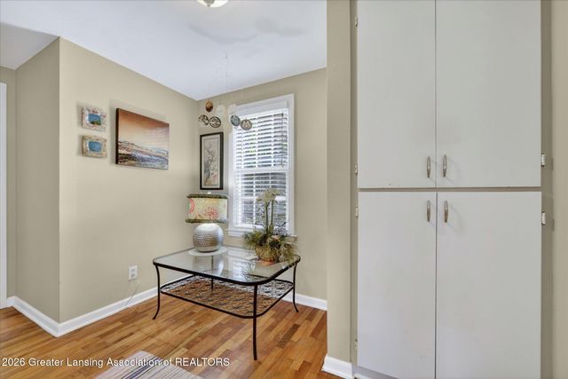 221 Kensington Road, East Lansing, MI 48823