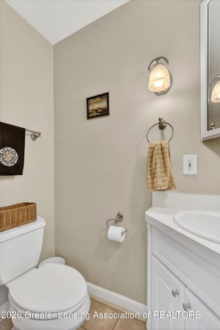 221 Kensington Road, East Lansing, MI 48823