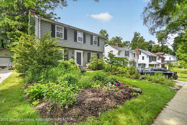 221 Kensington Road, East Lansing, MI 48823
