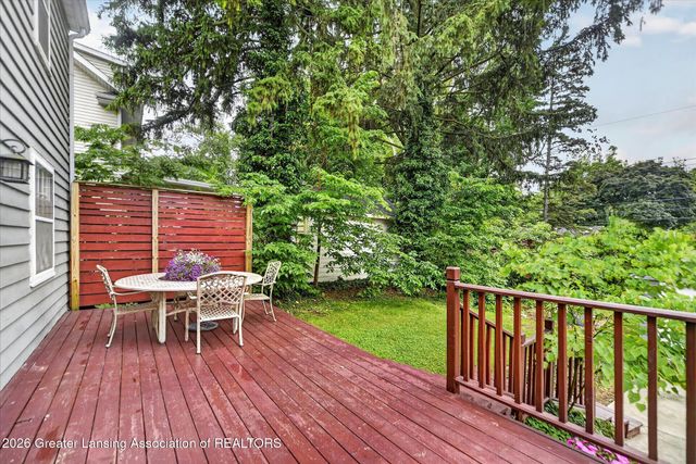 221 Kensington Road, East Lansing, MI 48823