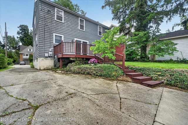 221 Kensington Road, East Lansing, MI 48823