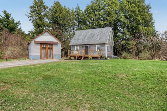 31 Maxfield Road, Fairfax, VT 05454
