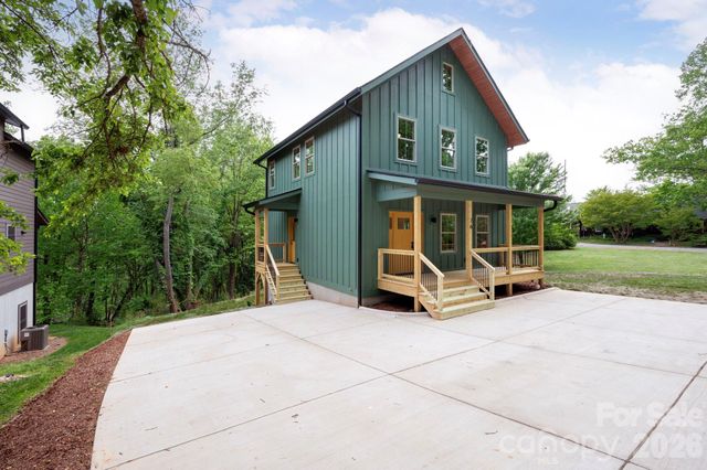 76 Jonestown Road, Asheville, NC 28804