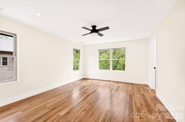 76 Jonestown Road, Asheville, NC 28804