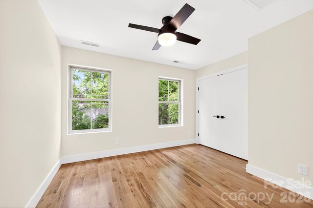 76 Jonestown Road, Asheville, NC 28804
