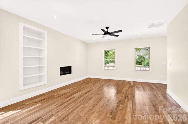 76 Jonestown Road, Asheville, NC 28804