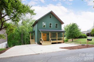 76 Jonestown Road, Asheville, NC 28804