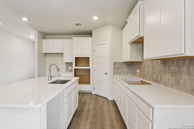 107 Shelton Pass, Cibolo, TX 78108