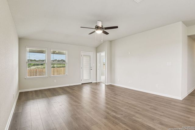 107 Shelton Pass, Cibolo, TX 78108